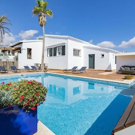 Olivos Villa